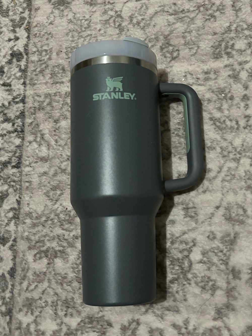 🦈⚡️Stanley Gray Travel tumbler with Handle